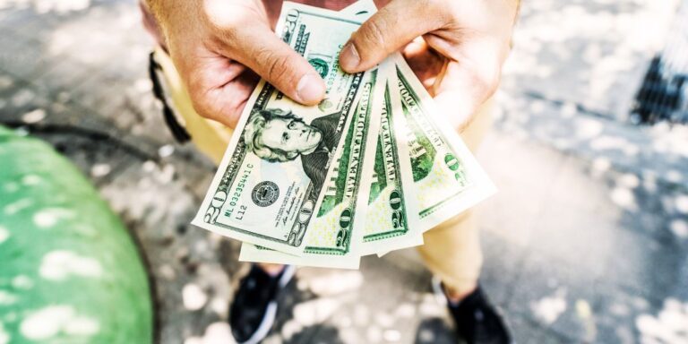 how to earn money in dollars from india